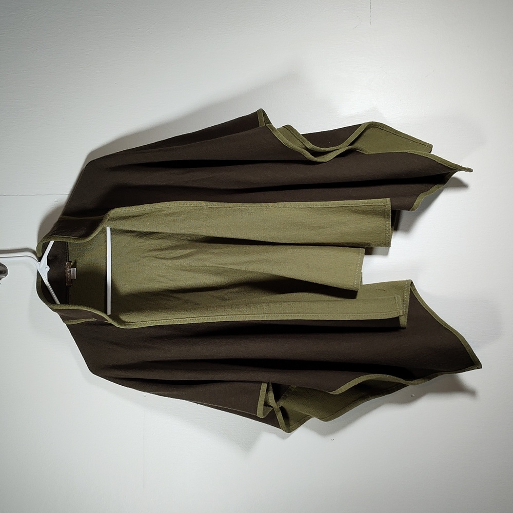 Nordstrom wool blend cape poncho shrug brown green
